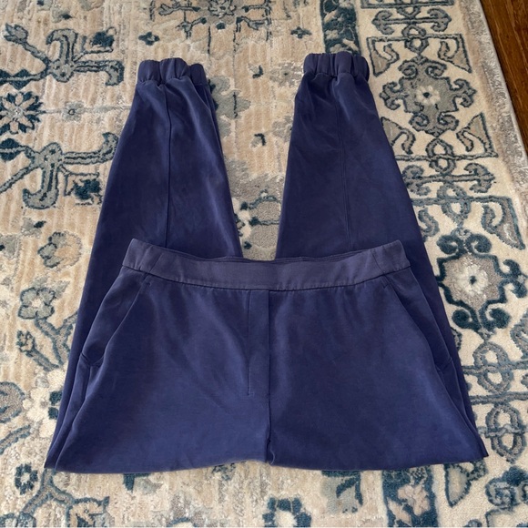 Lululemon Softstreme Relaxed High-Rise Pant Night Sea Size 12 - Picture 6 of 8